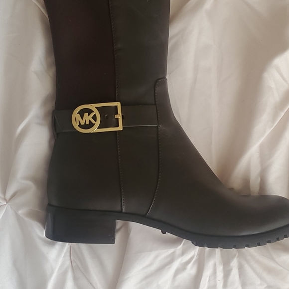 Michael Kors Brown boots size 7.5 - Picture 2 of 9